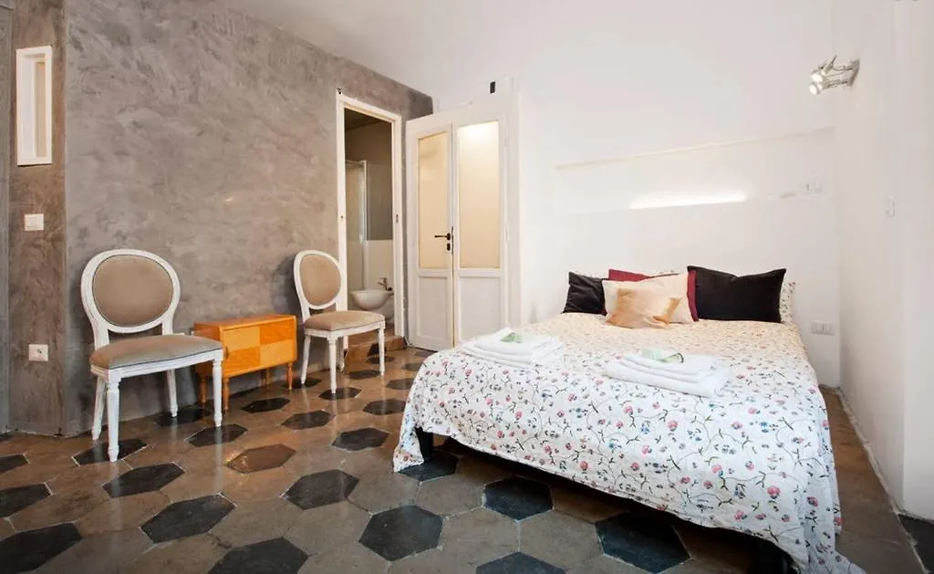 Angel Charme Room Rome